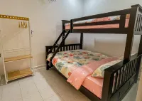 A Little Bit Townhouse