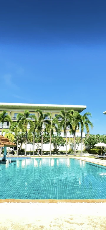 รูปภาพของบลูบีช แกรนด์ รีสอร์ทแอนด์สปา ภูเก็ต