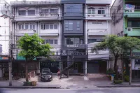 The Bob Hostel Hotels near Chiva-Som International Academy