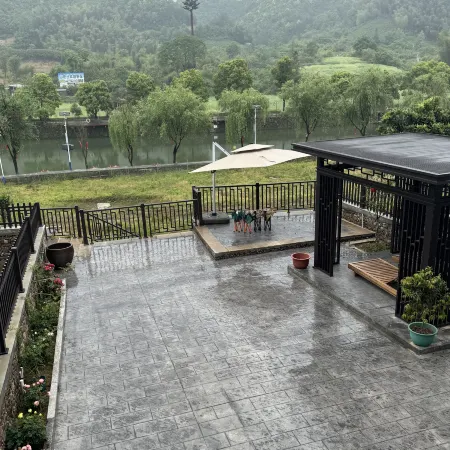 Hezhizhou Chinese Inn