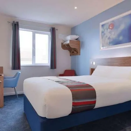 Travelodge Gosport Hotel Отели рядом с достопримечательностью «Пристань для яхт Хаслар»