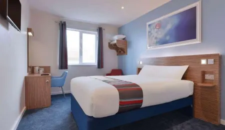 travelodge gosport Отели в г. Госпорт