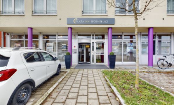 PLAZA INN Regensburg