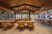 Taoshe Resort Hotel (People's Square Taoyangli Scenic Area Branch) Hotels in Jingdezhen