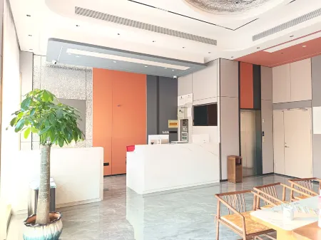 Ruiduo Hotel (Zhuji Shanxiahu International Jewelry City) Отели рядом с достопримечательностью «Little Tianzhu Temple»