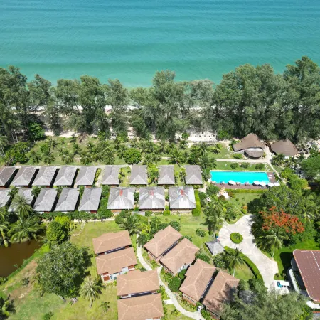 Long Beach Chalet