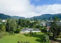 Jetwing Broomfield Bungalow Hotels near Lake Gregory