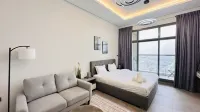 Upscale Apartment at Oval Tower Near Downtown with Balcony and Parking by Belvilla Hotels in Dubai