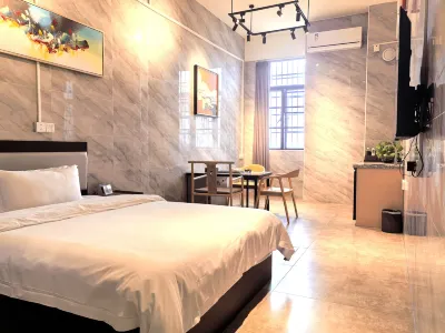 Jiuli Apartment Hotel (Jinli New Times Square) Hotels near Tang Xiancha Huanggong Temple