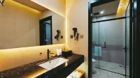 Beishe Holiday Hotel - 주차장