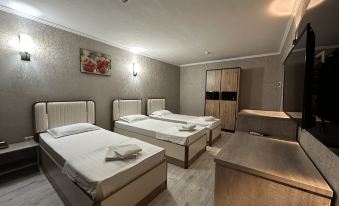 Artist Regency Hotel