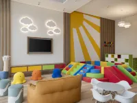 Hilton Bahrain City Centre Hotel & Residences Hotels near Hoora