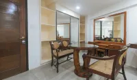 RedDoorz Premium @ Casa LenidaRose