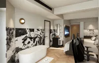 QianE E-sports Hotel