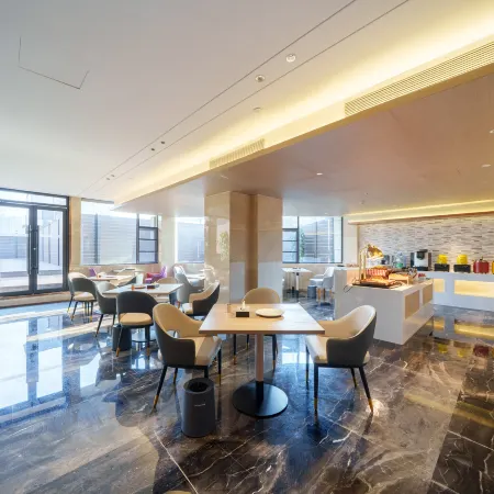 Lavande Hotel (Kunming Anning Wanda Plaza Branch)