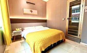 Qianxi autumn and winter no rain guest house
