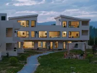 Tekes Shanchuan Yu Jiumei Homestay
