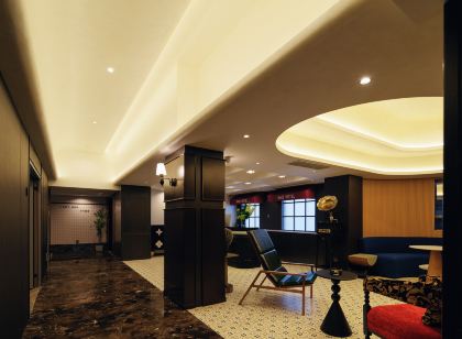 Nais·Classical Aesthetics Hotel (Guiyang Penshui Pool Subway Station Minsheng Road Delicious Street)