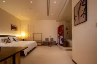 Dunhuang Minglu Designer Guesthouse - สระว่ายน้ำส่วนตัว