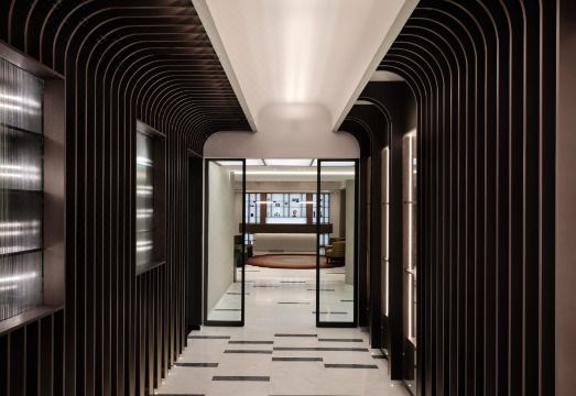 4. 일렉트라 호텔 ..