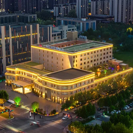 Lankao Zhongzhou Huayue Hotel