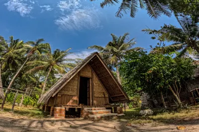 Bunga Jabe Hotel dekat Pulau Karimun Jawa