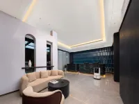Jinyue Hotel (Nianmu Shan Night Market)