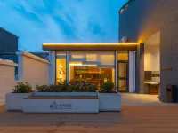 Cocoa Garden · Vacilando Designer Lakeside Resort Hotel (Zhongwei Shapotou Water Town Branch) - romantici