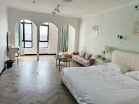 Zhenxiang Movie Homestay (Baicheng Railway Station Tianrun Plaza)
