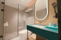 City Comfort Inn Hotel (Shaoyang Central Hospital High-Speed Railway Station)