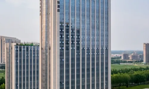 Minghe Dongyue Hotel (Zhengzhou Zhongmu Zhengkai Avenue)