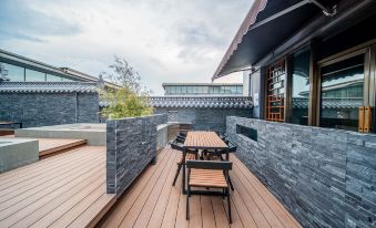 Qingbo Private Hot Spring Hotel (Huangshan Liyang Old Street Store)