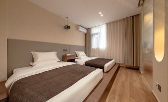 Wuyuan Shuimo Huajian Homestay