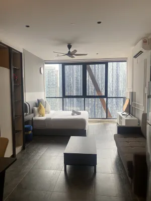 Scarletz Service Suites KLCC By Mehek