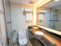 8 Days Hotel فنادق في دابو