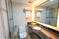8 Days Hotel