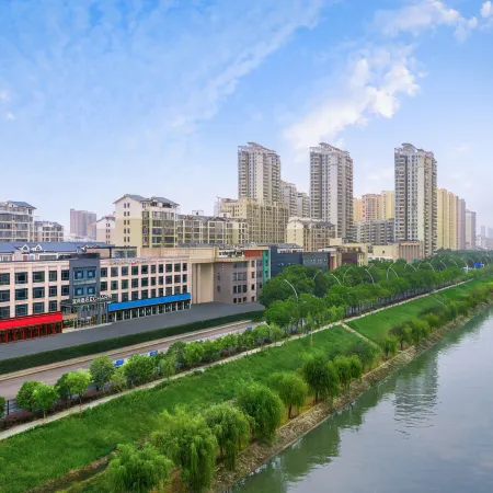 Echarm Hotel (Wenfeng Tower Store on Shenong Avenue, Suizhou)