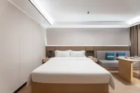 Guangdong Airport Hotel (Guangzhou New Baiyun International Airport Direct Store) Отели рядом с достопримечательностью «Guangzhou Wing · Airport Cultural Tourism Town»