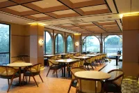 Cordela Suite Cianjur - Frühstück