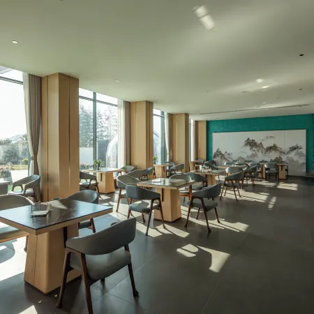 Wanghu Grand Hotel