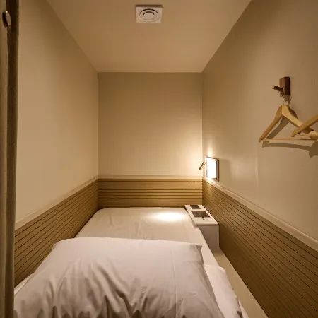 Kiwa Hostel Отели рядом с достопримечательностью «Сеульский лесной парк»