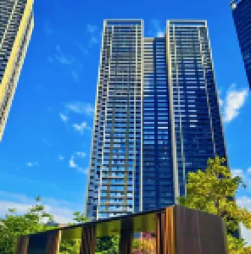 Yi Zhi. High Floor City View Huge-Screen Apartment(Shenzhen North Railway Station, Wanke Yue City)