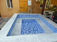河源巴伐利亞莊園·居里木屋溫泉假日別墅 - 溫泉