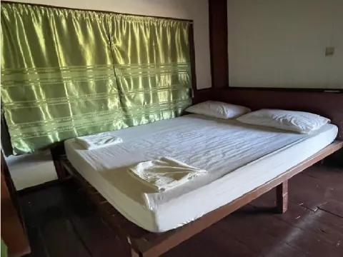 A8 ห้องเตียงควีนไซส์พร้อมระเบียง