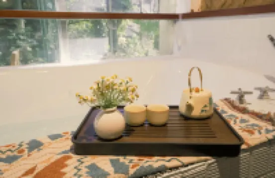 Anning Hot Spring Longjing Homestay