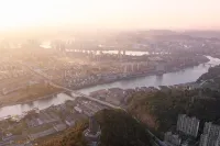 Dongjiang Lake Zixi Rusi Cultural Hotel - غرفة مطلة على الجبل