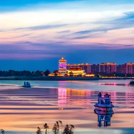 Yidu E-sports Business Hotel (Pinghu Wuyue Plaza Donghu Scenic Area)