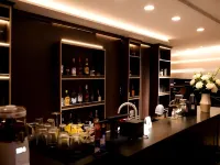Xinchang Xiao Pi Jiang 1988 HOTEL - Baarit