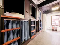 โฮสเทล แจ๊ซ โรงแรมใกล้ห้องอาบน้ำสาธารณะฮิโนเดะยุ