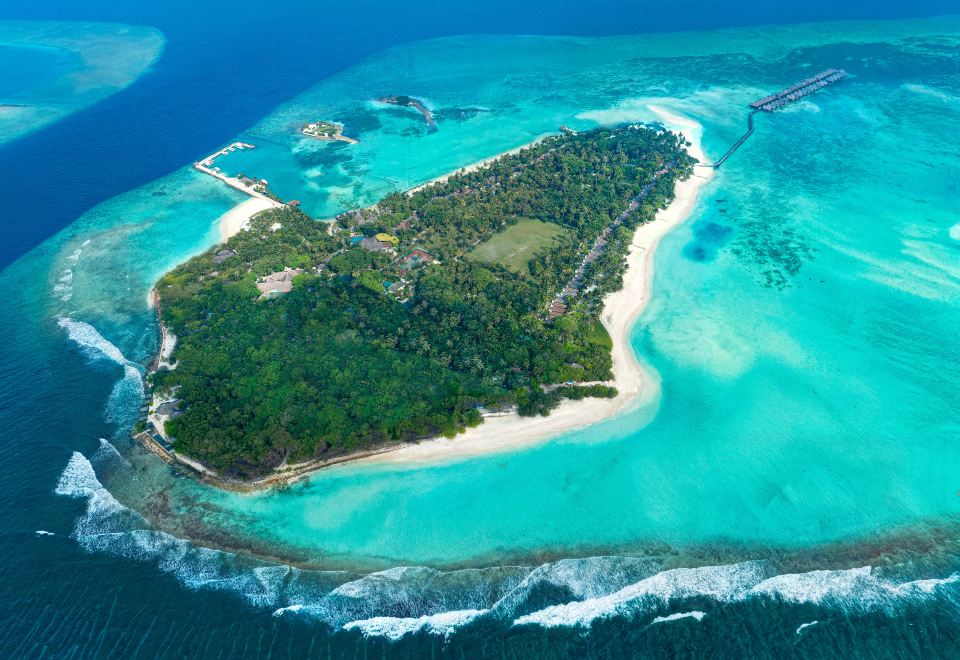 아다란 세렉트 후두란 후시 전경